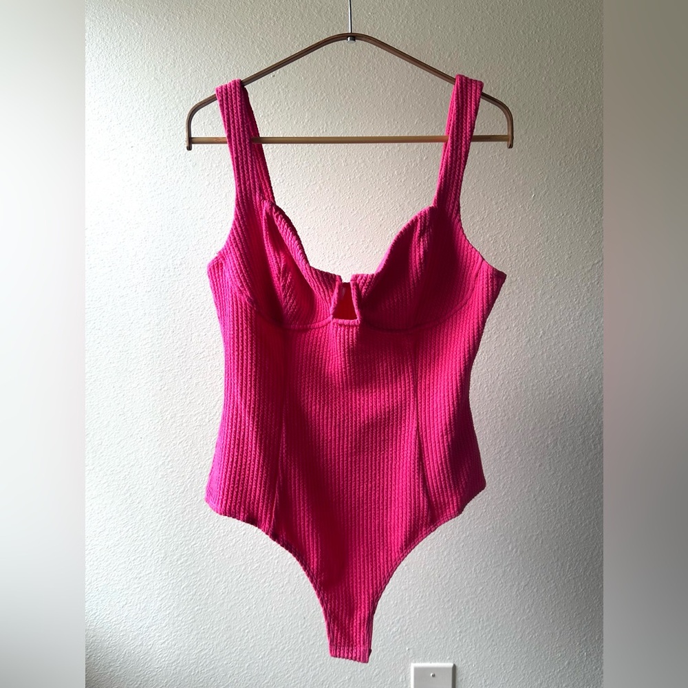 ASTR The Label Aria Bustier Bodysuit in Fuchsia Pink Size XL